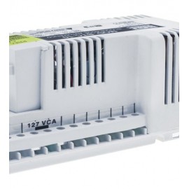 DISTRIBUIDOR AMPLIFICADO DE VIDEO 3 SALIDAS P/2 MONITORES FUENTE INTEGRADA INTEC
