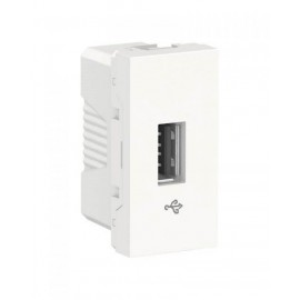 Toma USB 2.0 para transmisión de datos. Blanco